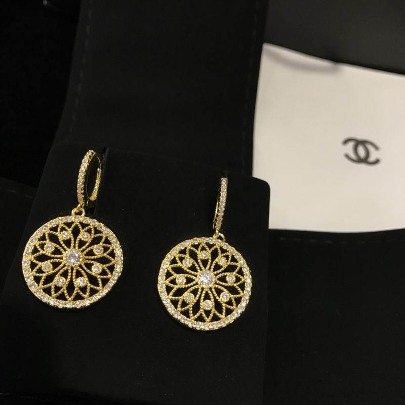 Chanel Earrings 572